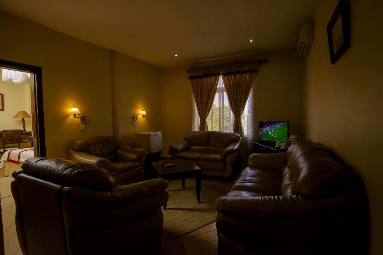 New Safari Hotel Arusha Exteriör bild