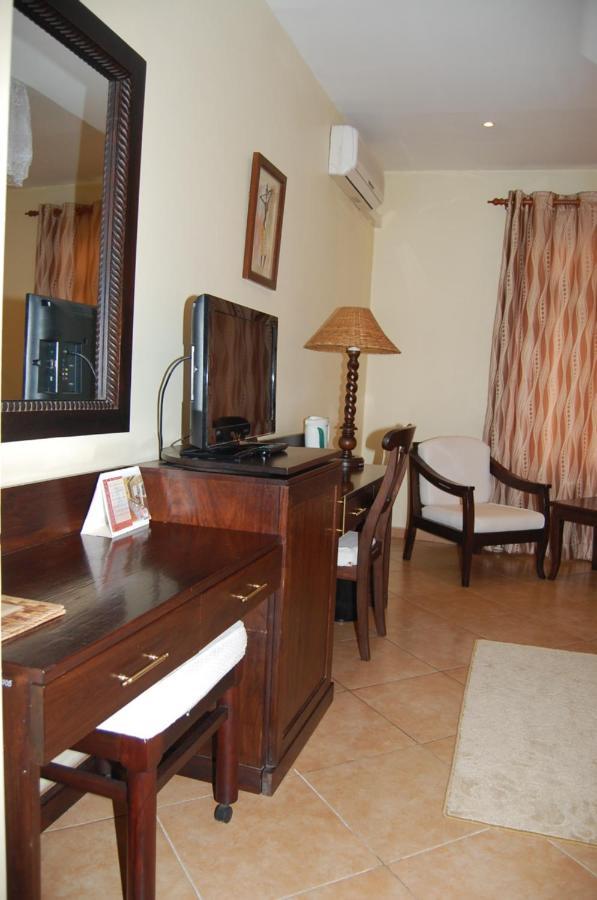 New Safari Hotel Arusha Exteriör bild