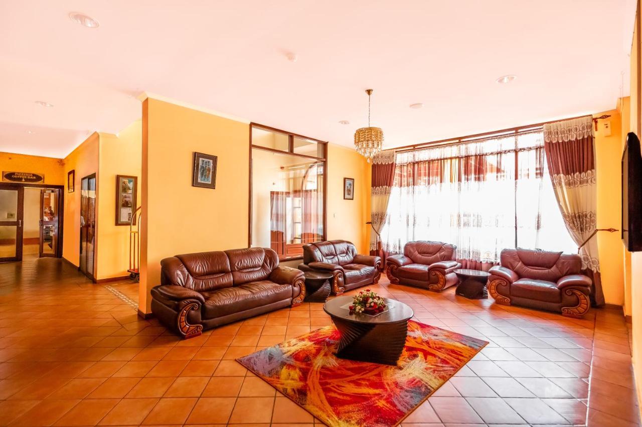 New Safari Hotel Arusha Exteriör bild